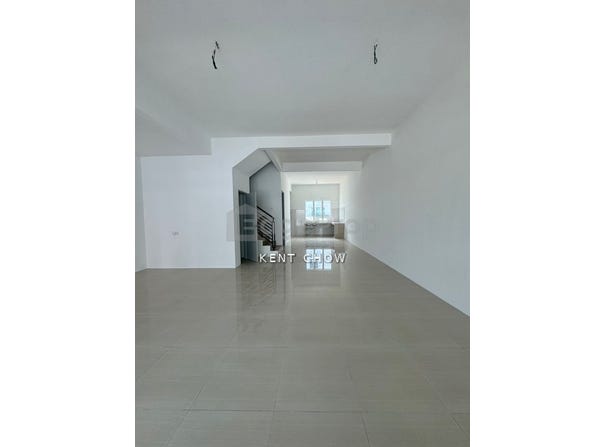 Lahat, Ipoh, Perak 31500
