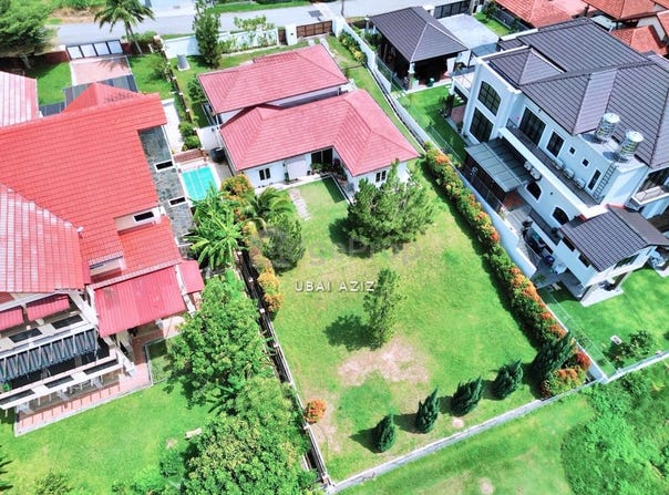 Jalan Golf; Jalan Cempaka, Bangi, Selangor 43650