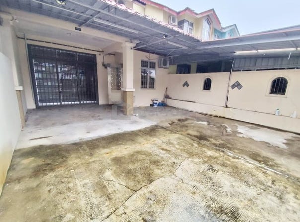 J, Kulai, Johor 81000