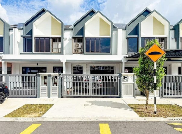 Jalan Pintas Dengkil-Putrajaya, Sepang, Selangor 43900