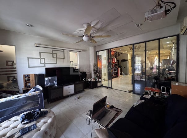 Jalan 18/155b, Taman Esplanade, Bukit Jalil, Kuala Lumpur 46050