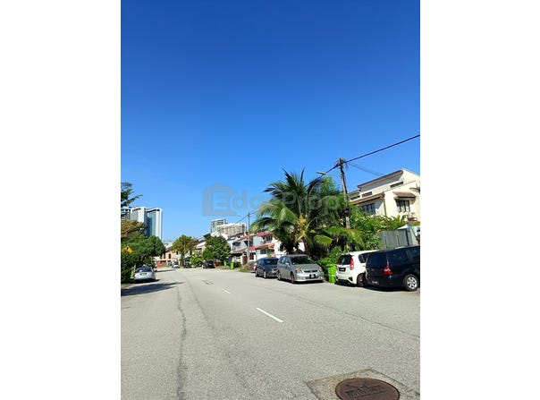 Jalan Changkat Datuk Sulaiman, Taman Tun Dr Ismail, Kuala Lumpur 60000