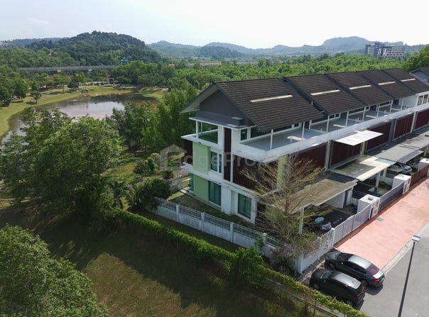 Jalan Elektron, Denai Alam, Selangor 40160