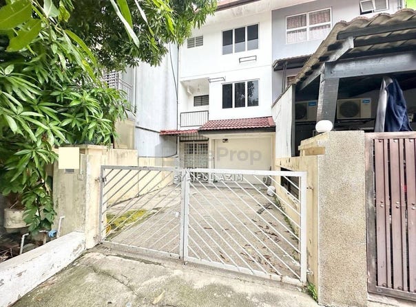 Jalan Dagang 1/7, Ampang, Selangor 68000