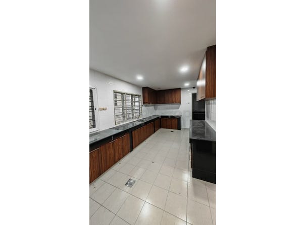 Jalan Tempua , Puchong, Selangor 47100