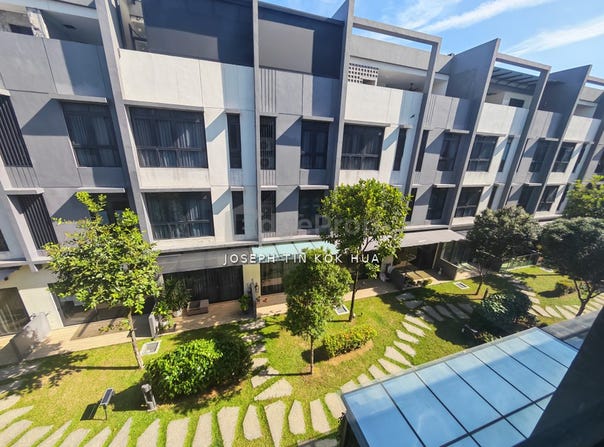 Selangor, Seri Kembangan, Selangor 43300