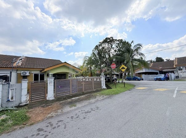 J, Rawang, Selangor 48300