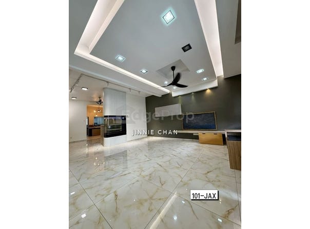 Jalan Sumazau 1a; 1b; 1c; 1d; 1e; 1f/KU5, Bandar Bukit Raja, Selangor 42100