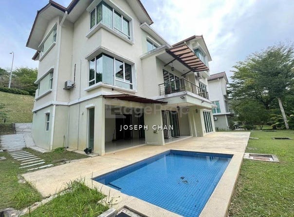 Jalan merah saga empat U9/5D, Shah Alam, Selangor 40150