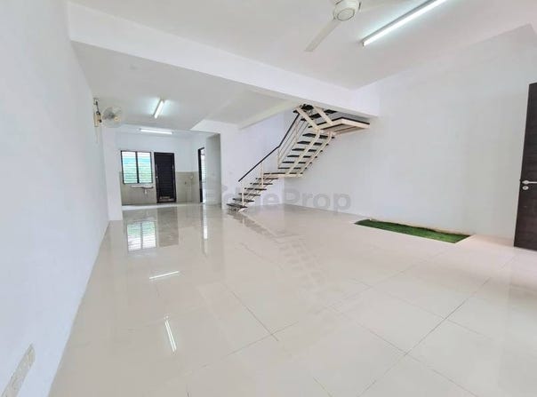 Jalan Lengkuas, Rimba Jaya, Shah Alam, Selangor 40200