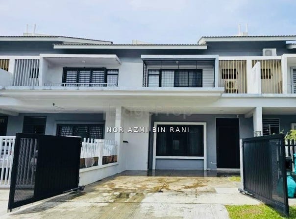 Persiaran Warisan, Sepang, Selangor 43900