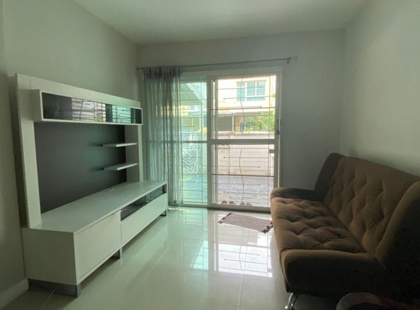 Skin Care Clinic, Liap Khlong Song Road, Bang Chan, Khlong Sam Wa, Bangkok, 10510 Thailand, Khlong Sam Wa, 