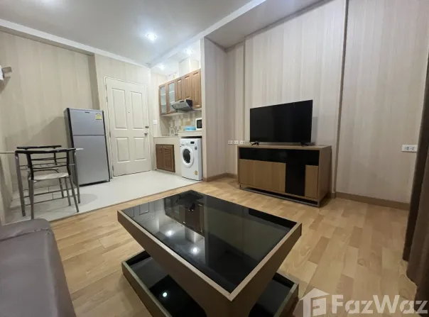 Blue Cafe and Apartment Service, Chiang Mai Business Park Soi 5, Muthi 4, Nong Pa Khrang, Chiang Mai, 50000 Thailand, Chiang Mai, 