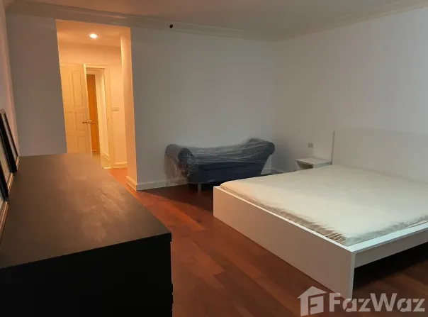 Namhomfaenrakfaenlong, South Sathon Road, Thung Maha Mek, Sathon, Bangkok, 10120 Thailand, Sathon, 