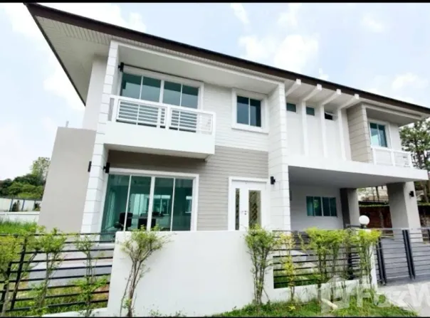 Nirvana, Thap Chang, Saphan Sung, Bangkok, 10240 Thailand, Saphan Sung, 