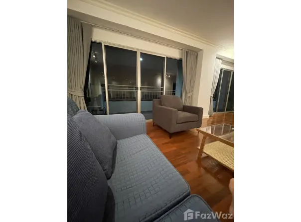 Namhomfaenrakfaenlong, South Sathon Road, Thung Maha Mek, Sathon, Bangkok, 10120 Thailand, Sathon, 