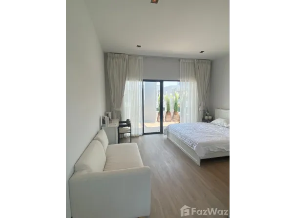 Ratchadaphisek 10 Yaek 1, Huai Khwang, Bangkok, 10310 Thailand, Huai Khwang, 