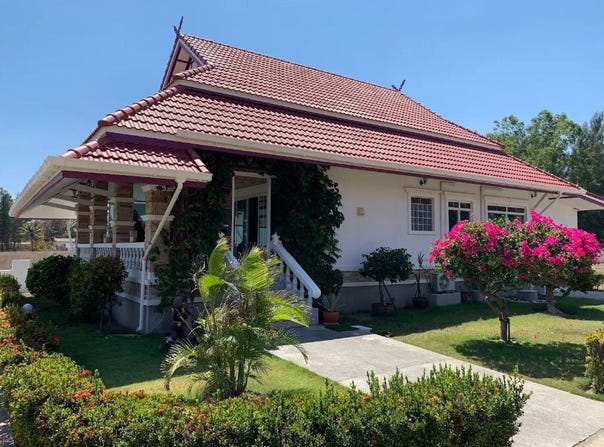 Surin Beach2, Saeng Arun, Thap Sakae, Prachuap Khiri Khan, 77130 Thailand, Thap Sakae, 