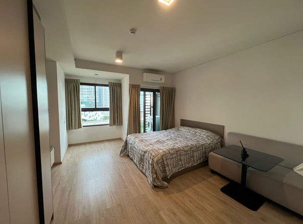 Terra Charge, 203 Trok Manawitthaya, Khlong Ton Sai, Khlong San, Bangkok, 10600 Thailand, Khlong San, 