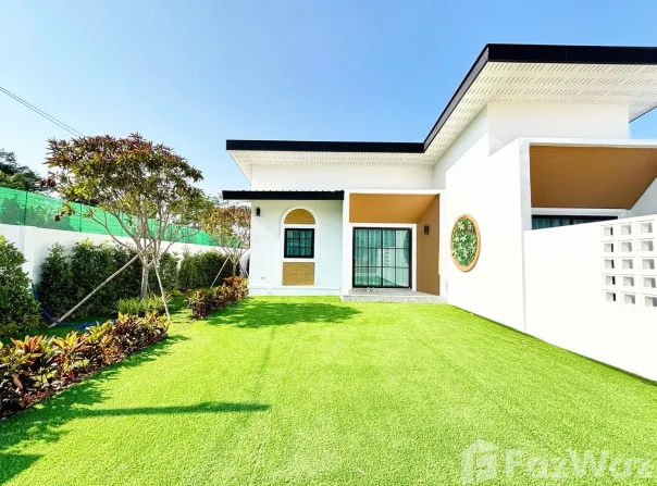 Rural Road 2004, Thap Tai, Hua Hin, Prachuap Khiri Khan, 77110 Thailand, Hua Hin, 