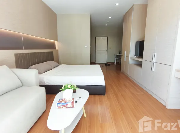 Pol&Pan Phanason Condo, 146 ซอยเอกวานิช, Wichit, Amphoe Mueang Phuket, Phuket Province 83000, THA, Wichit, Phuket Province