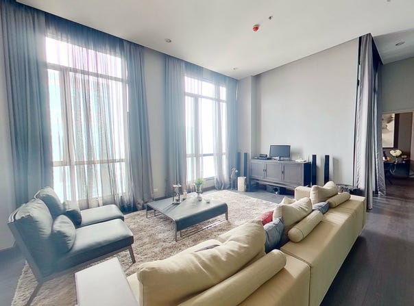 2826 Phetchaburi Road, Bang Kapi, Huai Khwang, Bangkok, 10310 Thailand, Huai Khwang, 