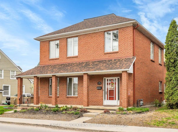 190 John Street N, Arnprior, ON K7S 2N9