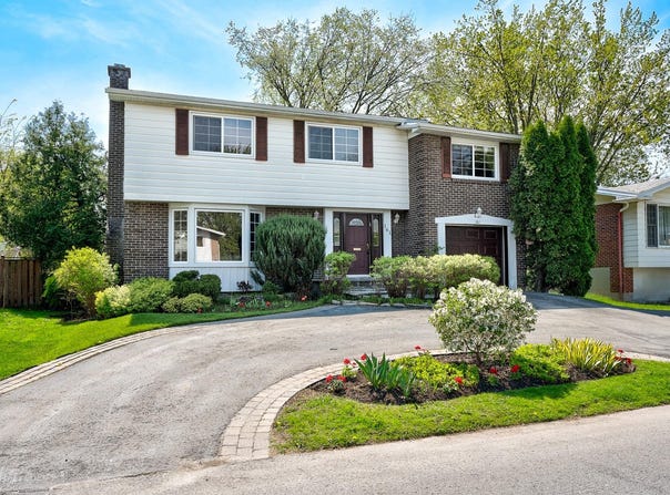 161 Rue Poplar, Dollard-des-Ormeaux, QC H9A 2A6