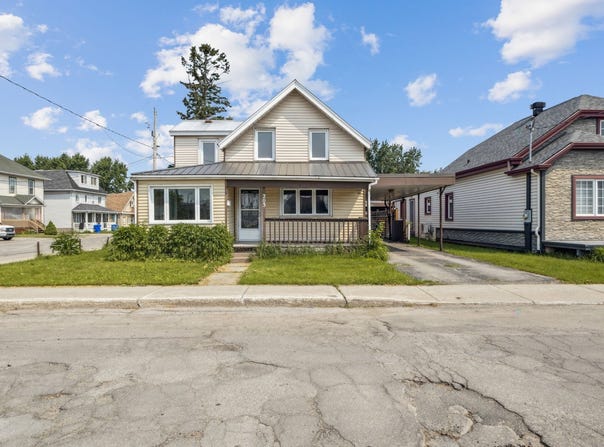 203 Rue Broadway O., Gatineau (Gatineau), QC J8P 3T7