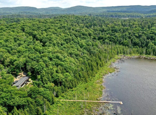 10 Ch. de l'Oxalis, Harrington, QC J8G 2T1