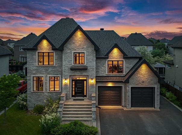 761 Rue Gilbert-Desautels, Beloeil, QC J3G 0M4