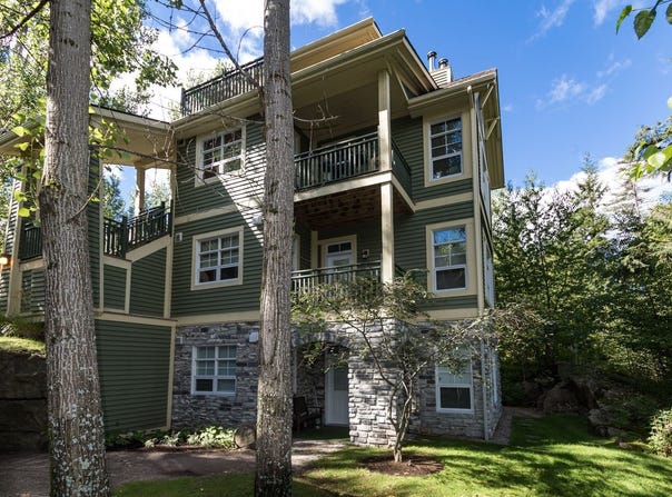 221 Ch. des Quatre-Sommets 1, Mont-Tremblant, QC J8E 1C6