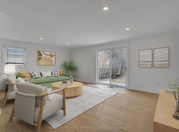 192 Edgehill Drive, Barrie, ON L4N 1M1