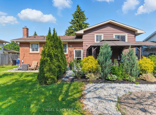6137 Kirkland Drive, Niagara Falls, ON L2H 2A7