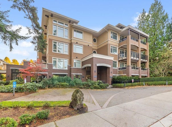 15360 20 Avenue 408, Surrey, BC V4A 2A3