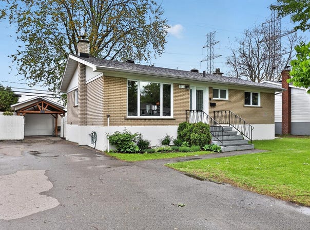 3112 Rue Édith, Laval (Fabreville), QC H7P 2C3