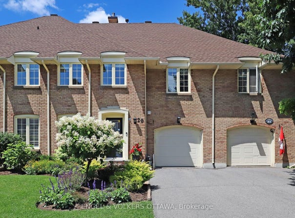 29 Chatsworth Crescent, Hunt Club - Windsor Park Village and Area, ON K1V 9Z1