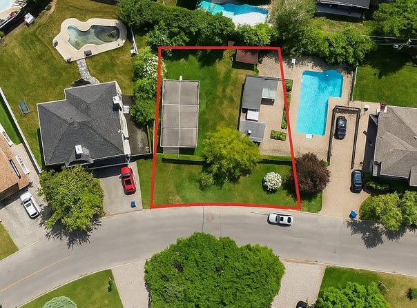 Rue Cézanne, Dollard-des-Ormeaux, QC H9A 3J2