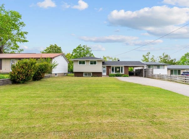 9881 12 Highway, Oro-Medonte, ON L0K 2G0