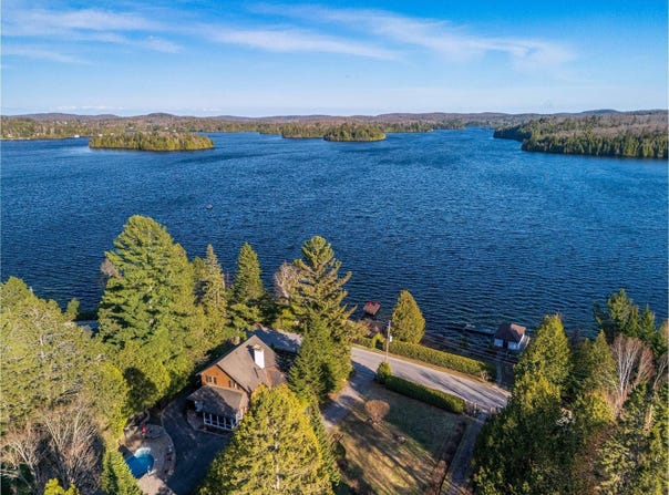 1001 Ch. des Îles, Entrelacs, QC J0T 2E0