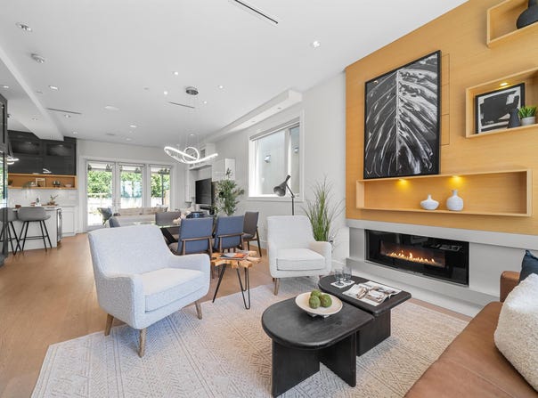 589 E 62nd Avenue, Vancouver, BC V5X 2G3