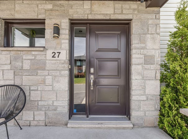 27 Rue de la Camarine, Lévis (Les Chutes-de-la-Chaudière-Est), QC G6Z 7E4