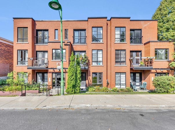 1803 Av. Glendale 302, Montréal (Outremont), QC H2V 1B4
