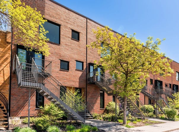 6567 Av. De Chateaubriand, Montréal (Rosemont/La Petite-Patrie), QC H2S 2M6