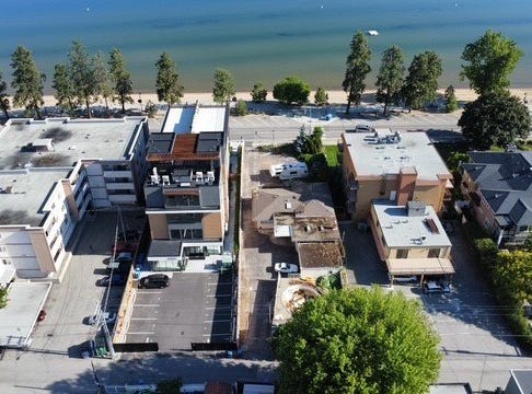 594 Lakeshore Drive, Penticton, BC V2A 1B9