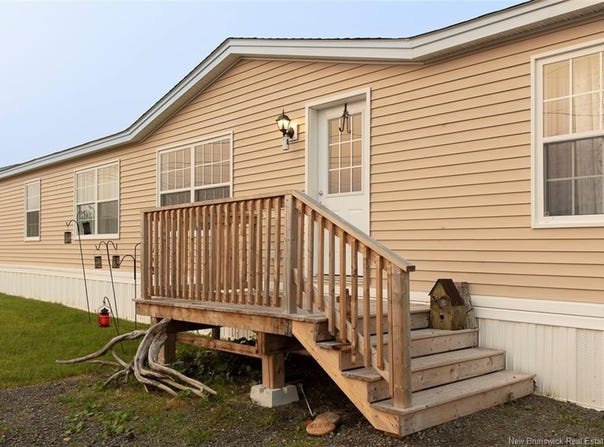 8 Cranbrook Lane, Riverview, NB E1B 0N6