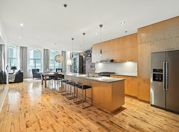 64 Rue St-Paul O. 211, Montréal (Ville-Marie), QC H2Y 4B8