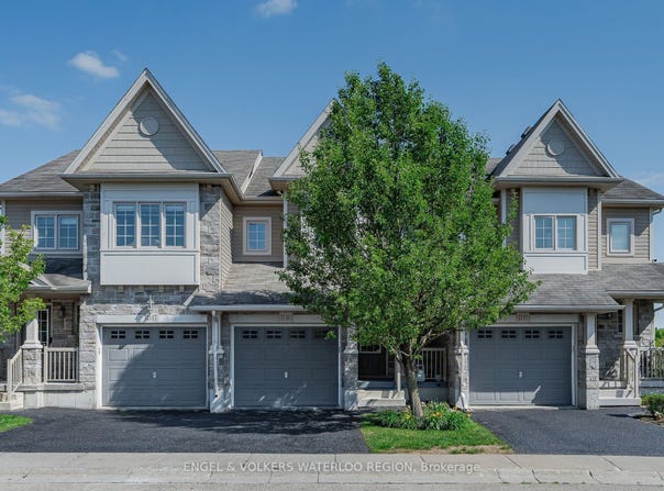 6 Upper Mercer Street D16, Kitchener, ON N2A 0E4