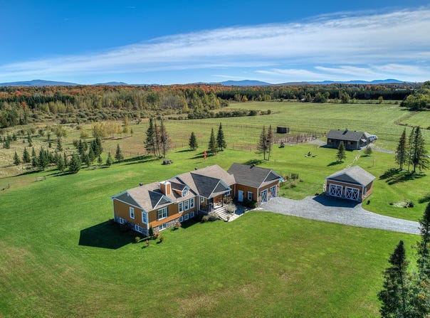 404 Ch. de Brome, Lac-Brome, QC J0E 1S0