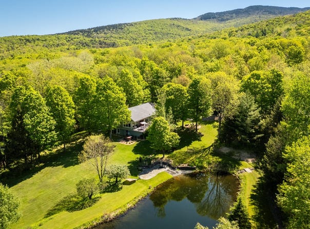 600 Ch. Schweizer, Sutton, QC J0E 2K0